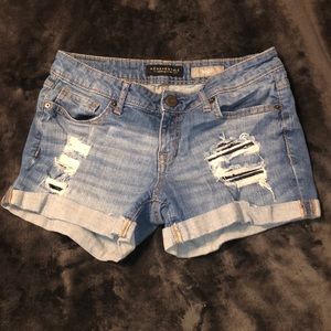 Distressed shorts
